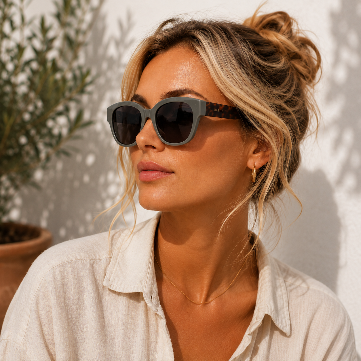 Barito Design Solbrille - Carrie B Grå